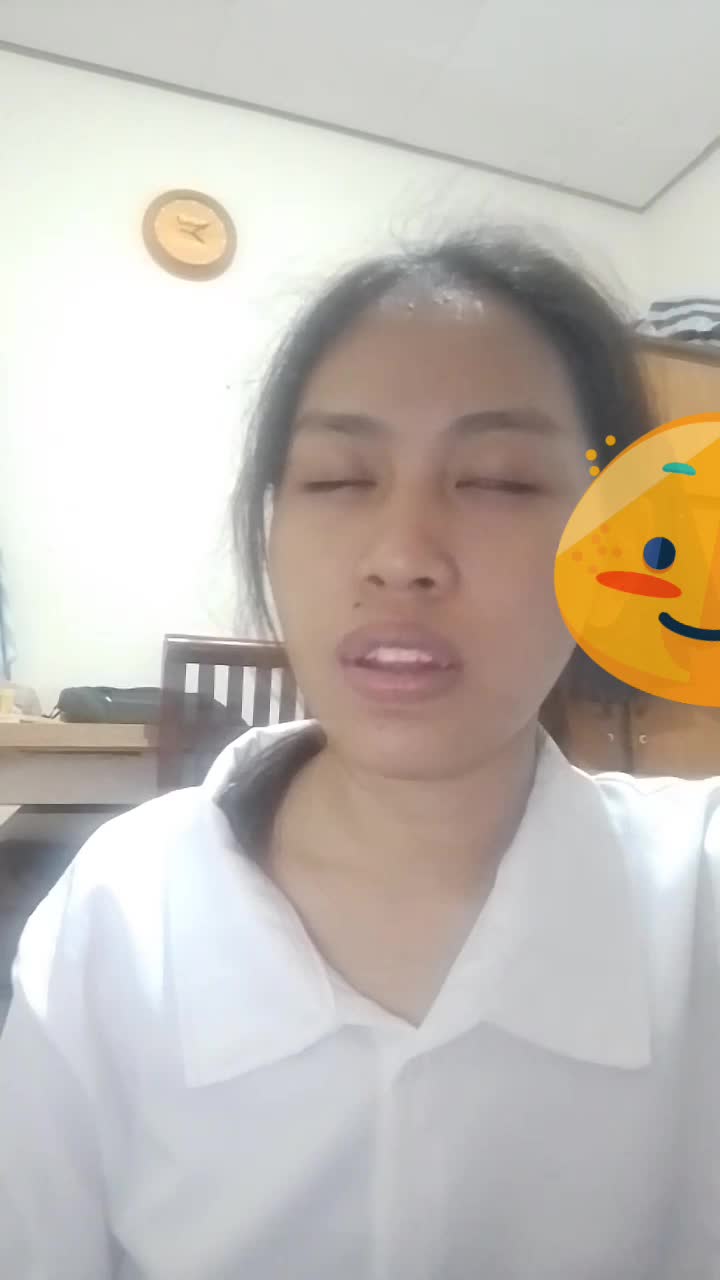 Ayu Ramadhani 19 th Nusa Tenggara Timur -itu kamu (Rey bong) motivasi  hidup " jadilah hebat versi diri kita sendiri :)" #indonesianidol