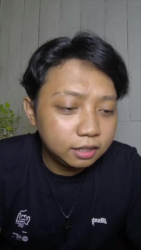 IDOL_XIII ADHIMAS JOHAN 24 TAHUN KOTA SEMARANG JUICY LUICY - BUKAN ORANGNYA