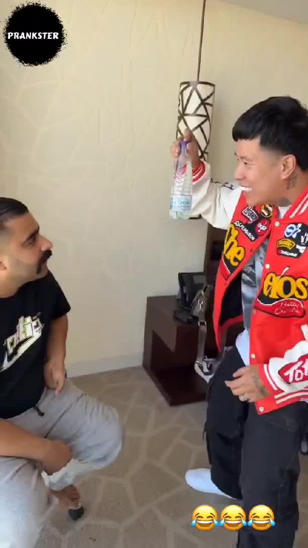 #431 Dikerjain si tatto😂
#videolucu #prank 