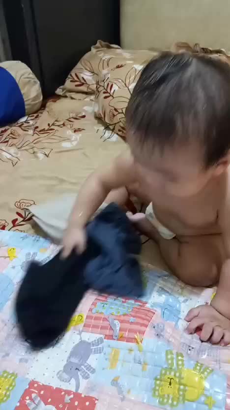 Bebe pilih baju sendiri #bayipintar 