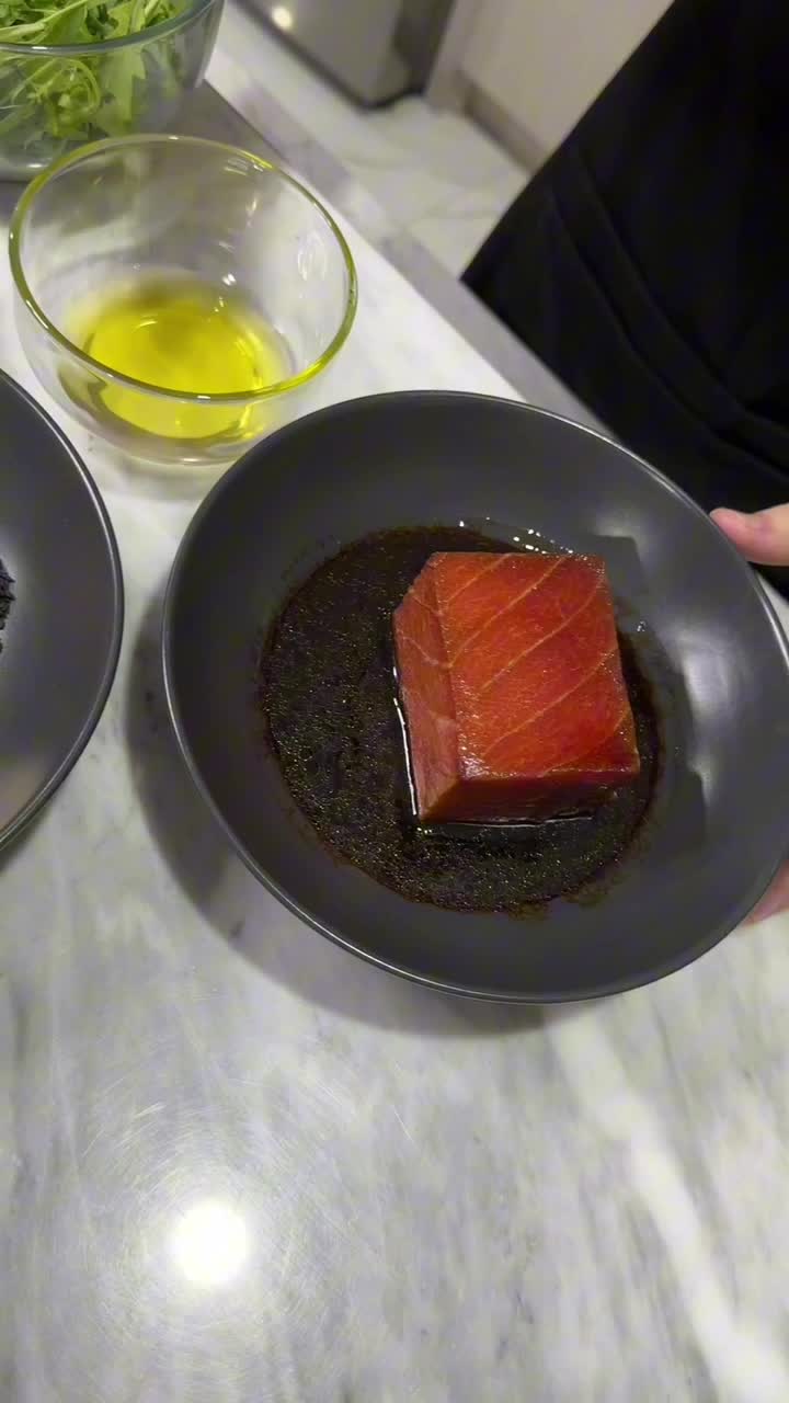 Seared Sesame Crust Tuna ala Ray Andi
#onlineauditionmci12