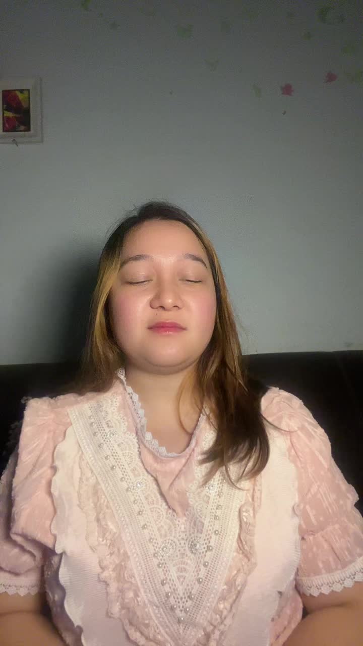 IDOL_XIII Kessy Adelina Putri 24th Aceh Ariana Grande - We Can’t Be Friends