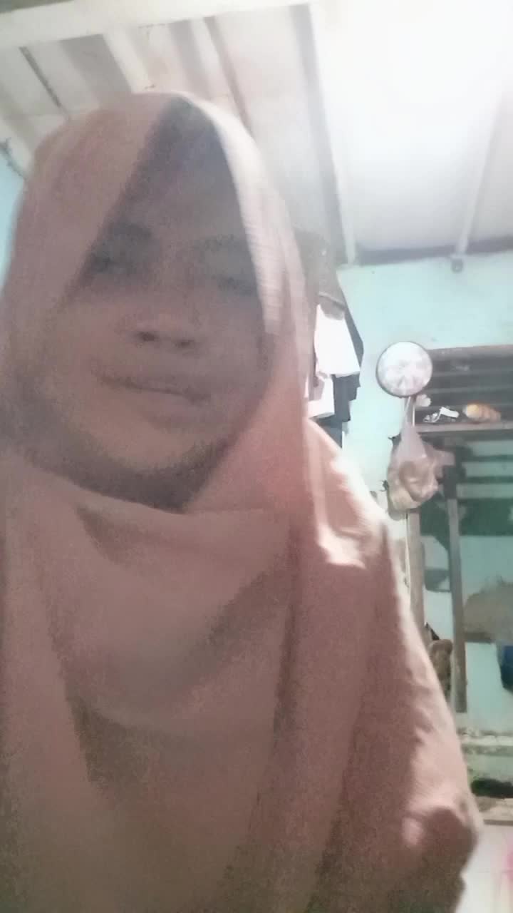 lDOLXlll( annisa Salsabila kelas:11 SMA mau 12 SMA umur:18 tahun jakarta pusat 