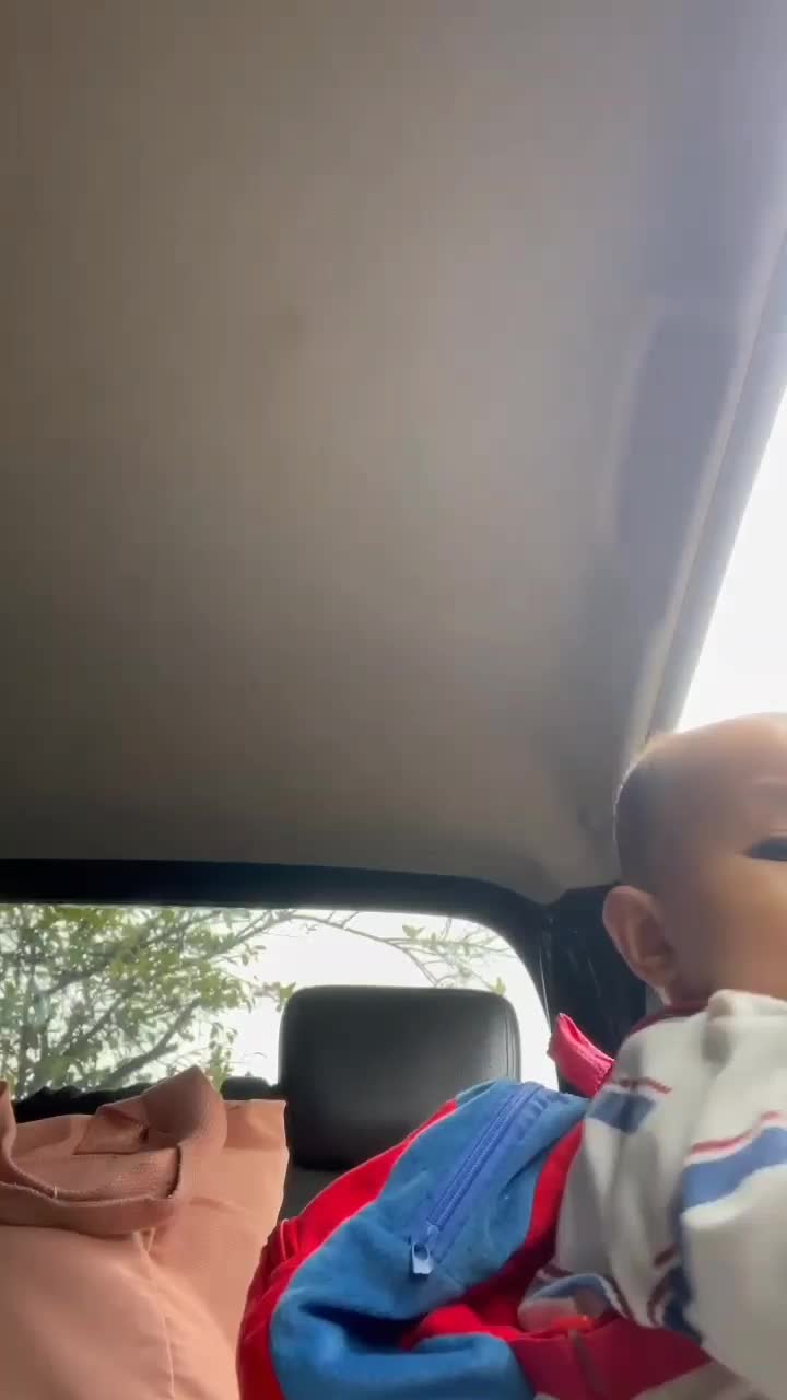 yeay jalanjalan 