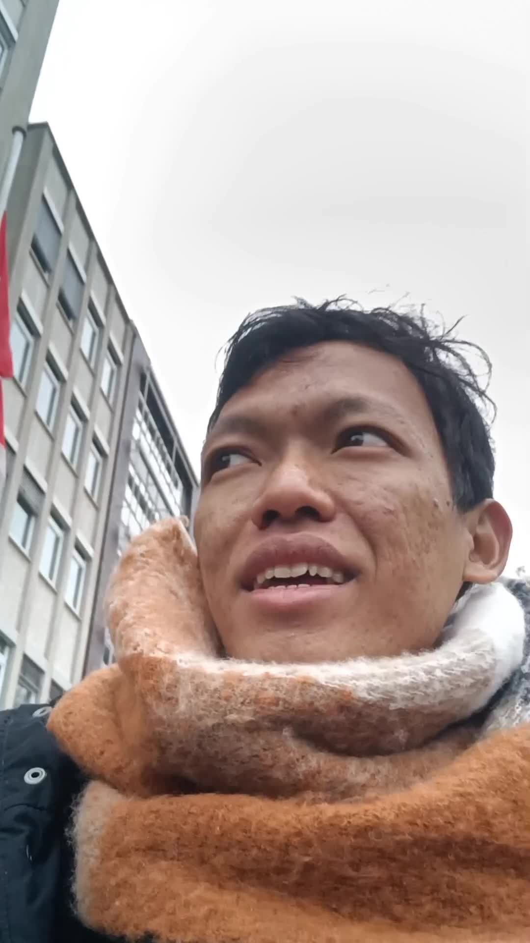 Mini Vlog Cus otw ke Cologne Central Mosque yang berada di Kota Köln, Germany