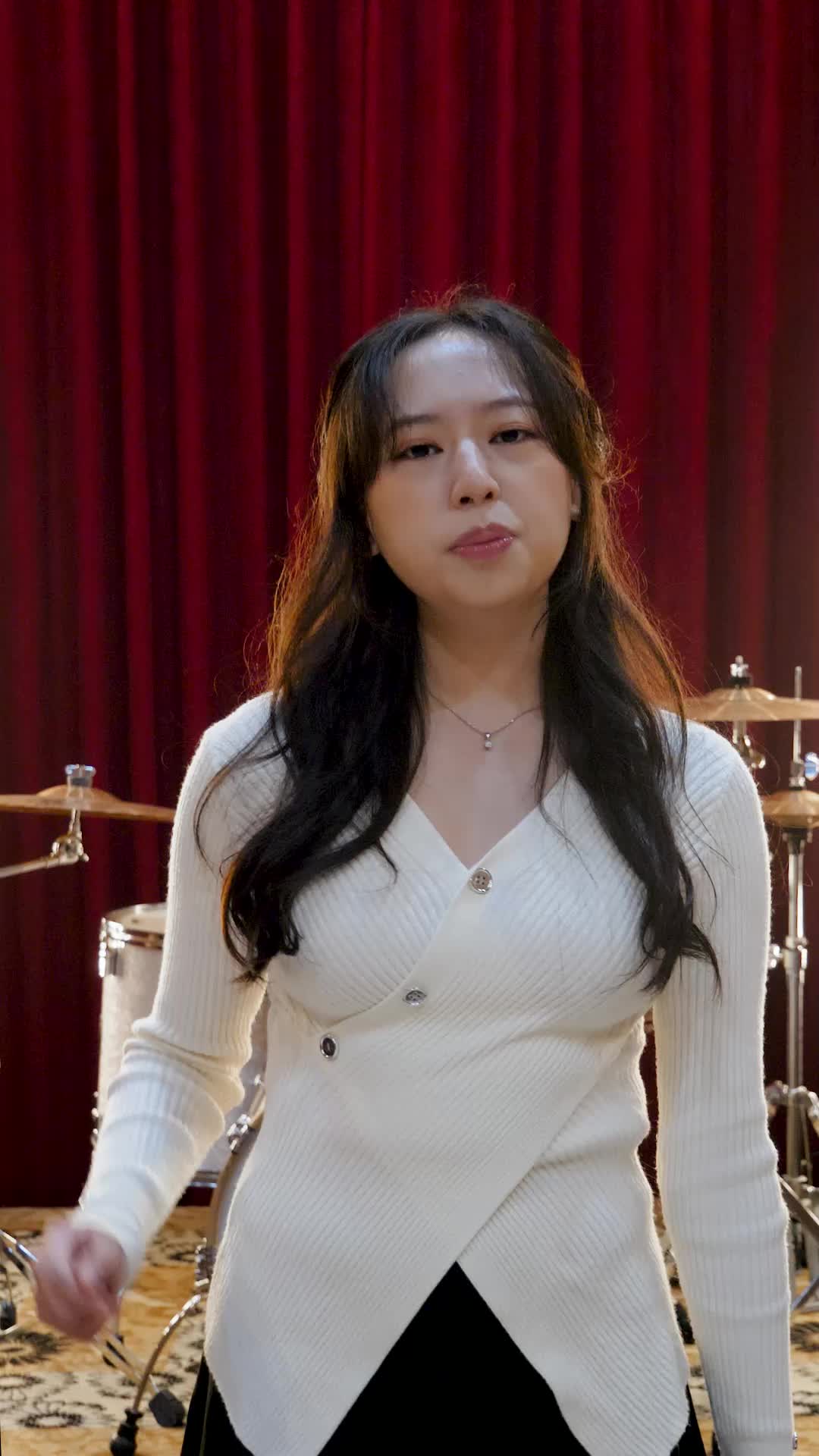 IDOL_XIII FIONA 16 BALI TRAITOR