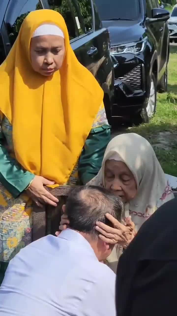 Calon Bupati Pasuruan Yai Ku Beliau sangat hebat dan Tegas