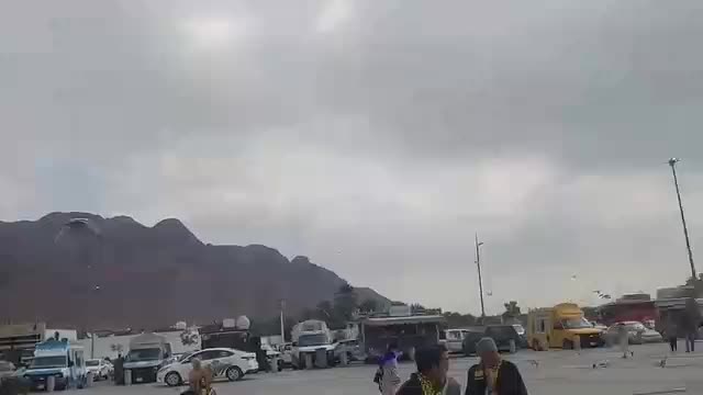 Jabal Uhud
Gunung ini sangat terkenal dalam sejarah Islam karena menjadi lokasi Perang Uhud, salah satu pertempuran besar yang terjadi antar