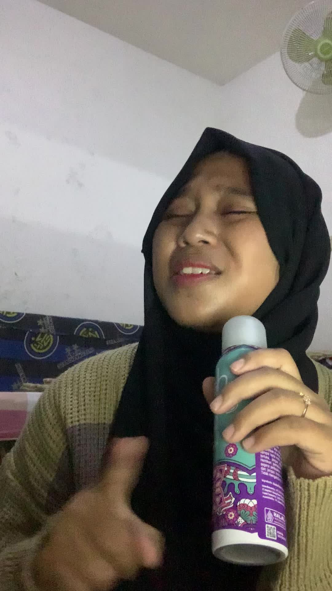IDOL_XIII Ratu arabiah 20 thn KOTA DOMISILI cikarang  JUDUL LAGU Akhir tak bahagia (miselia ikhwan)