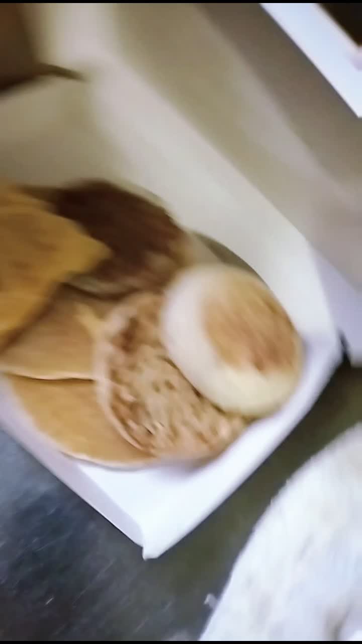 males masak jadi beli  #mcdonald aja ?
maklum angka satu ? #RCTIPlus 