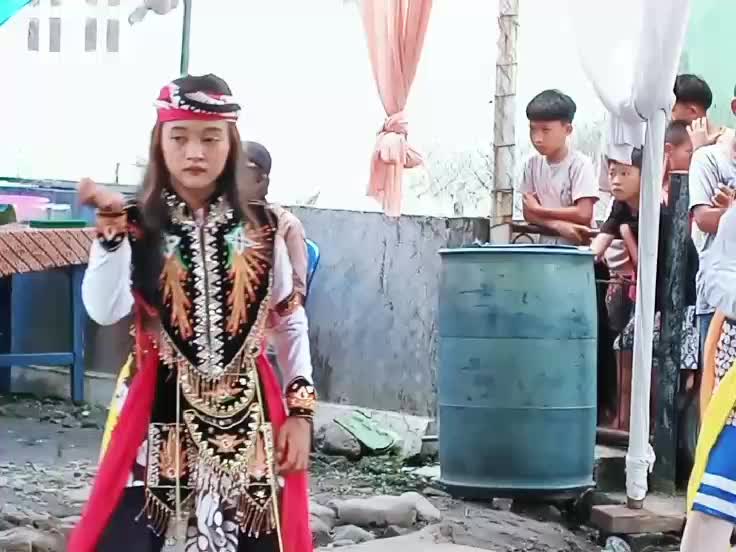  #budayaIndonesia  #senimantradisionalmuda 