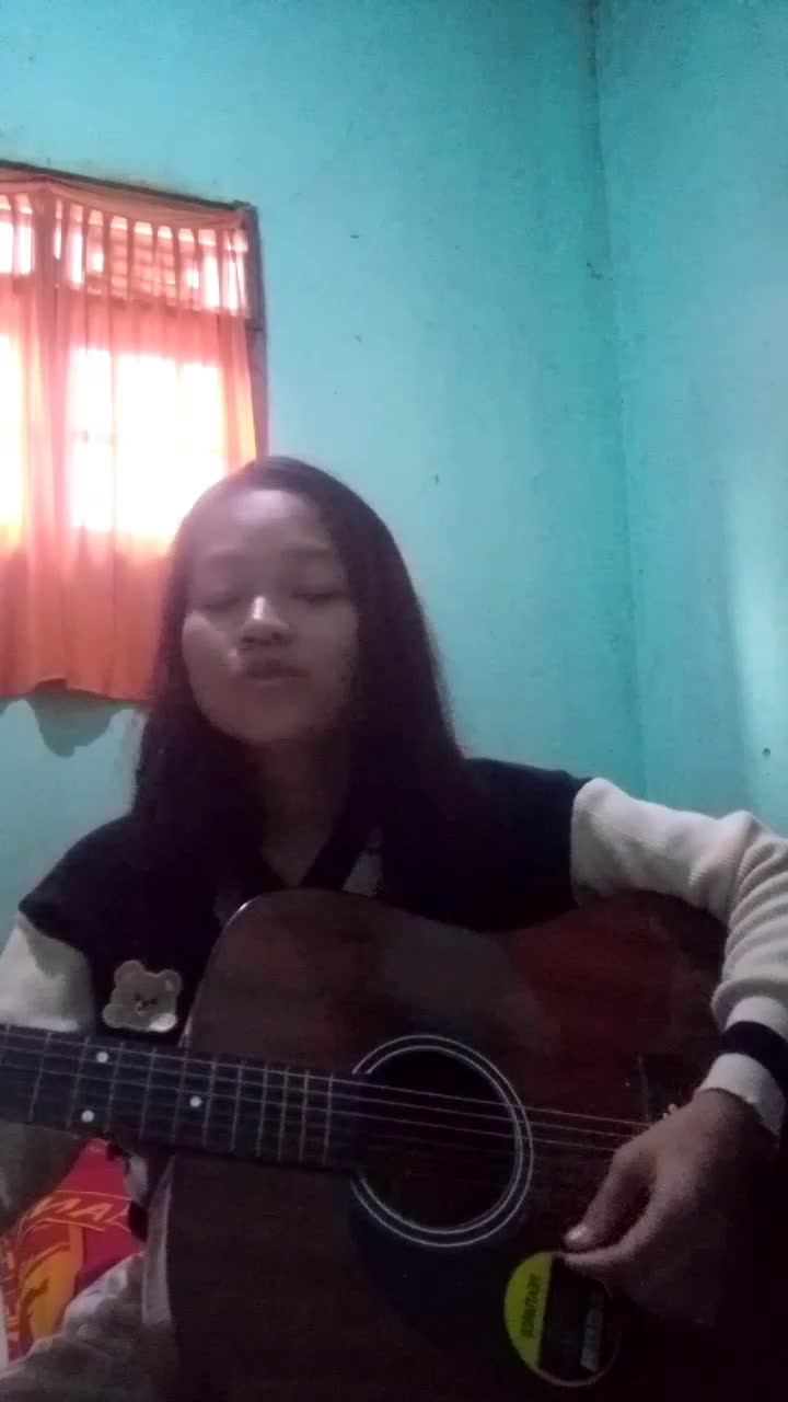 IDOL_XIII Amelia Safitri 17 tahun Bekasi karena kamu