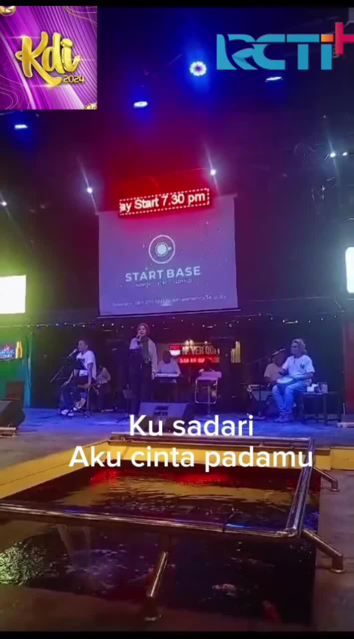 Haii perkenalkan aku Ayu Zahra,dari surabaya.Umur 19 Tahun,dengan judul lagu Cinta terbaik 

#OnlineAuditionKDI2024 . 

Yuk dukung aku teman