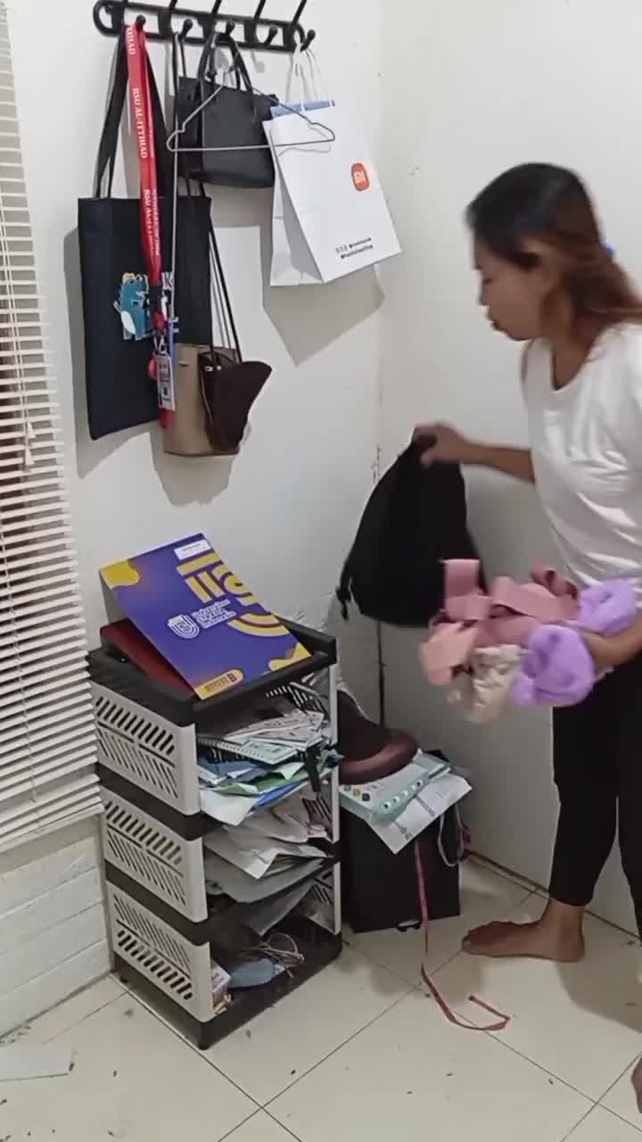 part 2 bersih bersih kamar  # fyp  #dailyvlog 