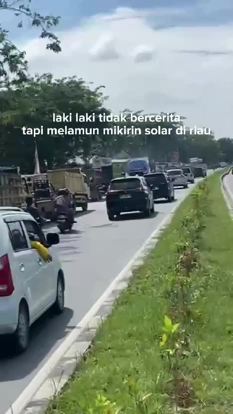 kalau anda cari solar susah, pasti anda sudah ada di Riau
#solar
#riau
#solarlangka