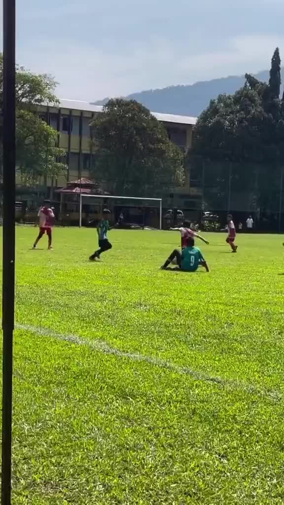 finishing antara lukaku/Nunez👍🏻😁