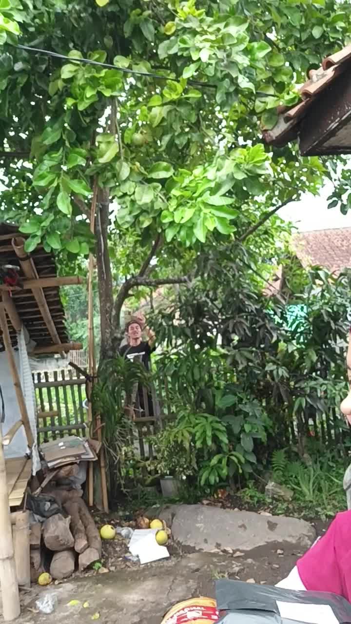 cosplay hadi kurir dulu 