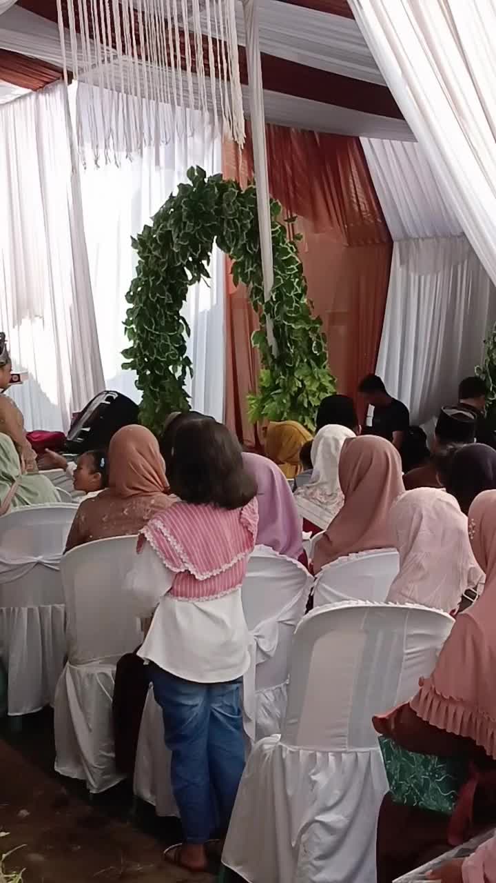 lengser
penyambutan pengantin pria

 #short  #HOTrctiplus  #RCTIPlus 