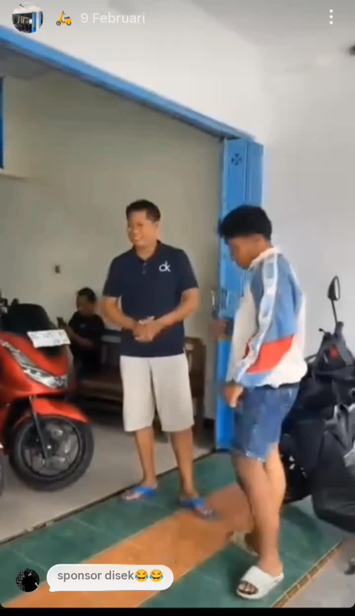 sementara anak Lanang dodolan montor disek