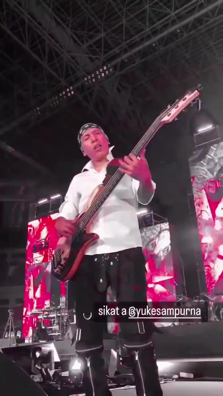 BASSIST YUKE #DEWA19