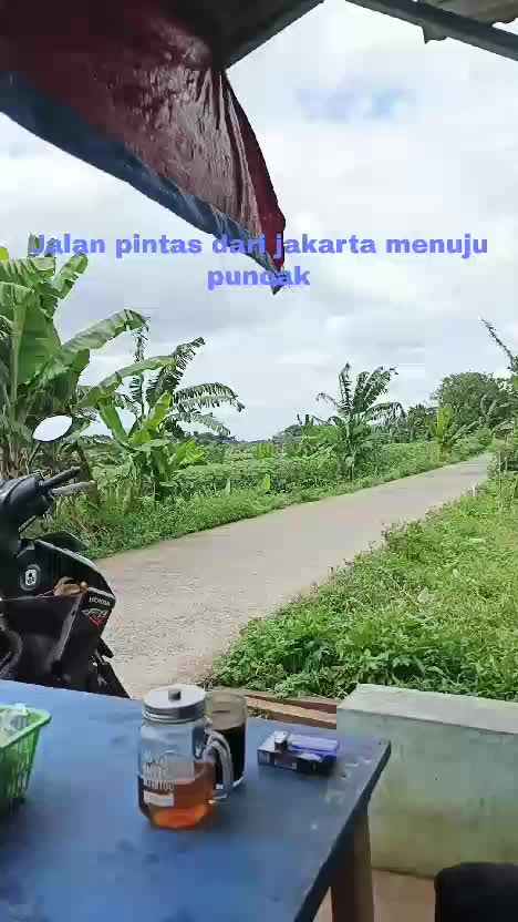  #DEBUDEBUJALANAN #Ultramen juga butuh healing 