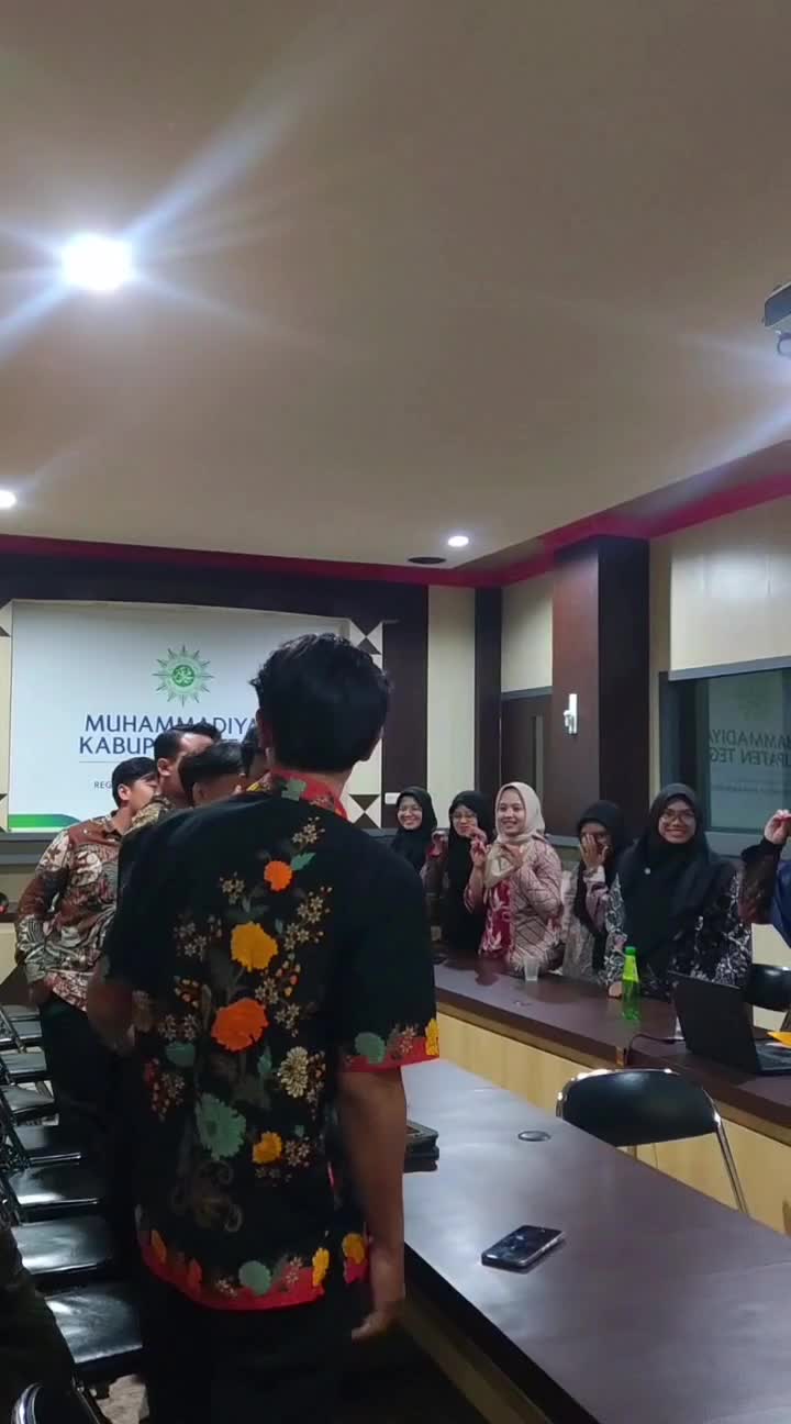 Sekali kali belajar sama anak muda lur #HOTrctiplus 