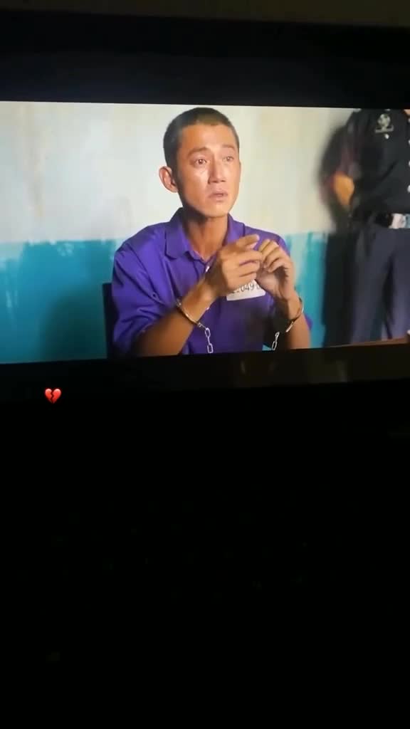 Proud of me, di tengah bnyaknya masalah dan plot twist kehidupan, aku masih survive untuk melakukan hal yg biasa dilakukan walaupun agak str