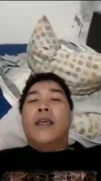 Singing 1(dibuat setelah failed 3x di ajang Indonesian Idol 2,3 & 4)