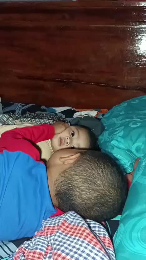 Kaka Franklin menghibur adiknya, menyanyikan lagu Tokek.  #hiburan  #RCTIPlus  #rcti  #Viral  #fyp  #komedi 