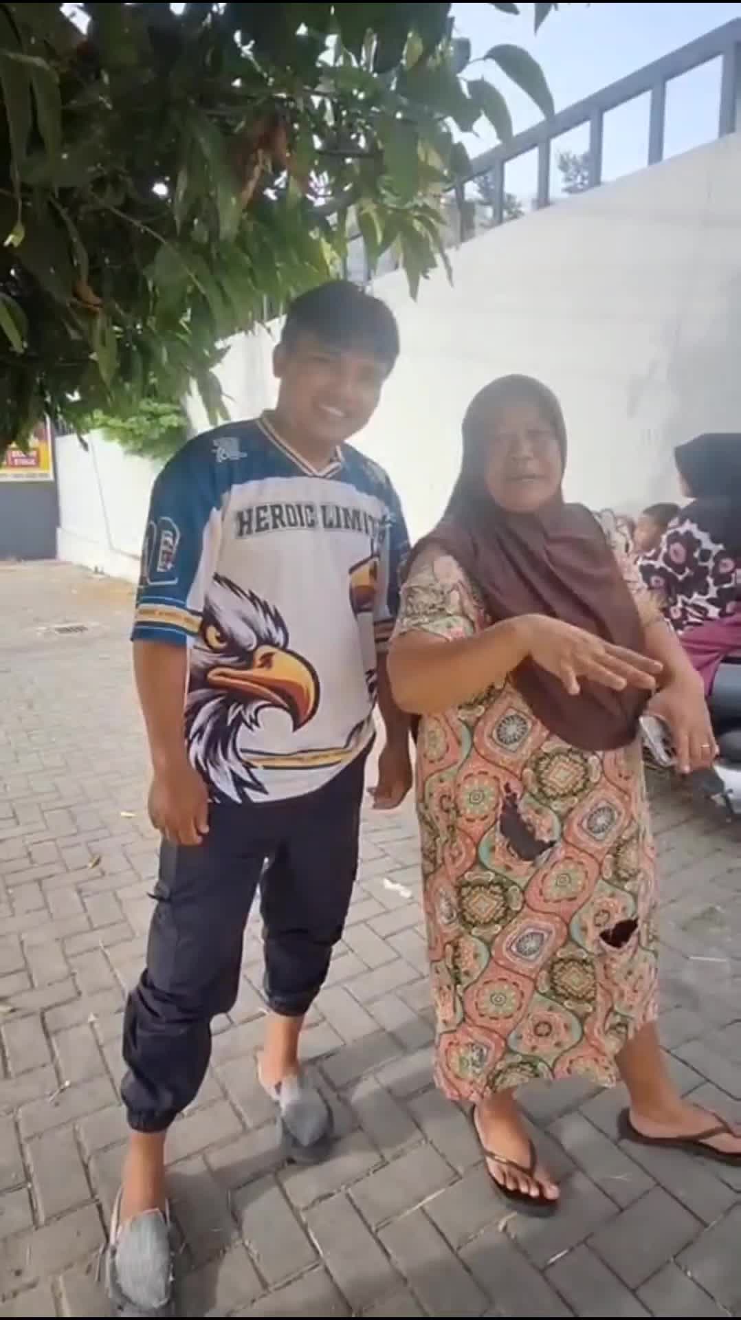 bersama mak daster viral