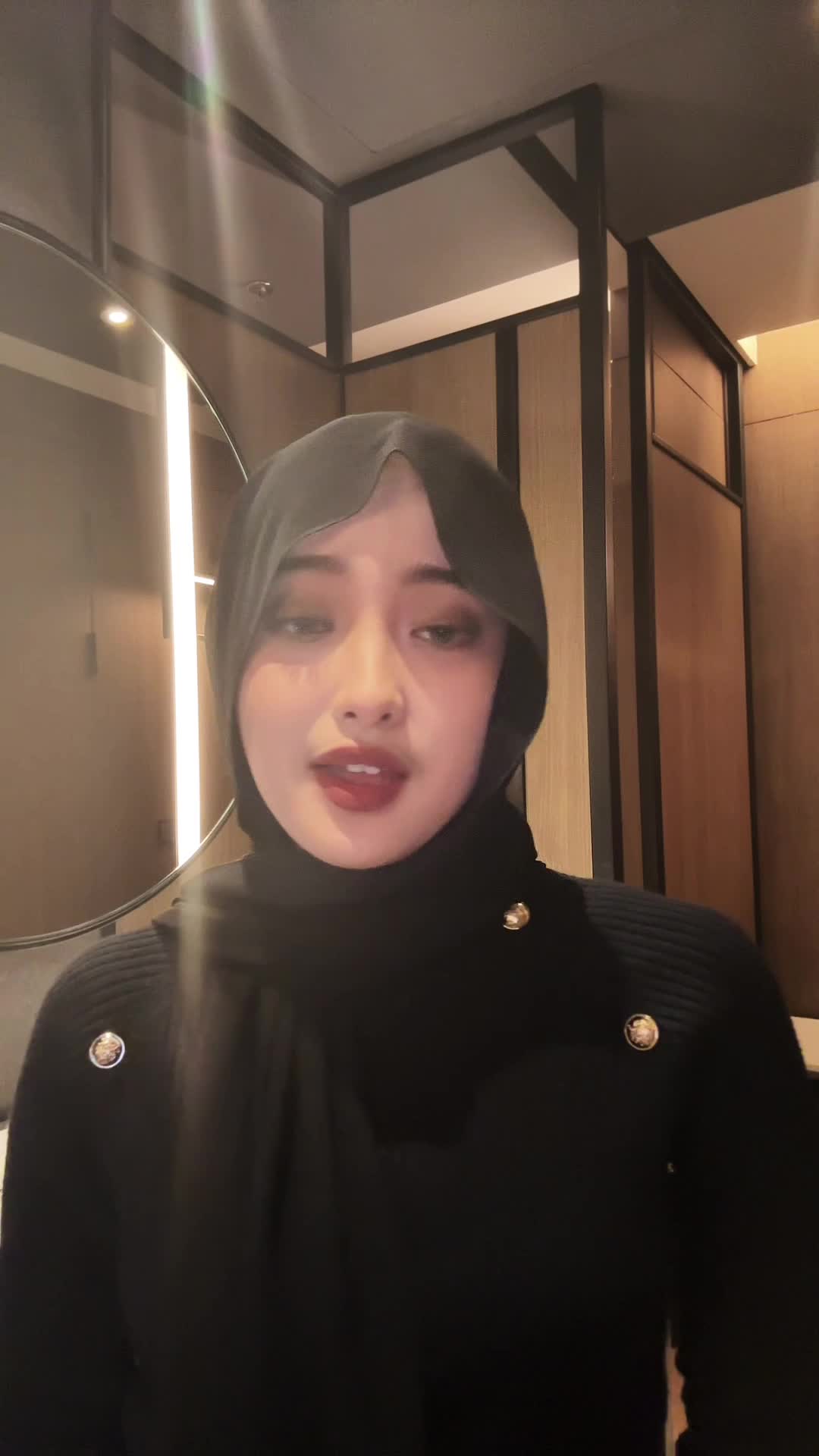 IDOL_XIII - Eveline Sahfitri Ovilia - 25 Tahun - Kota Tangerang - SKYFALL (adele)